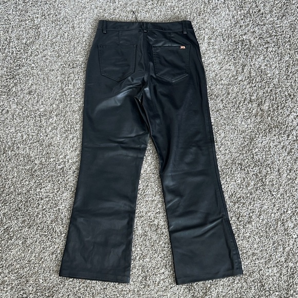 Zara FAUX LEATHER MINI FLARED CROPPED PANTS - Picture 8 of 13